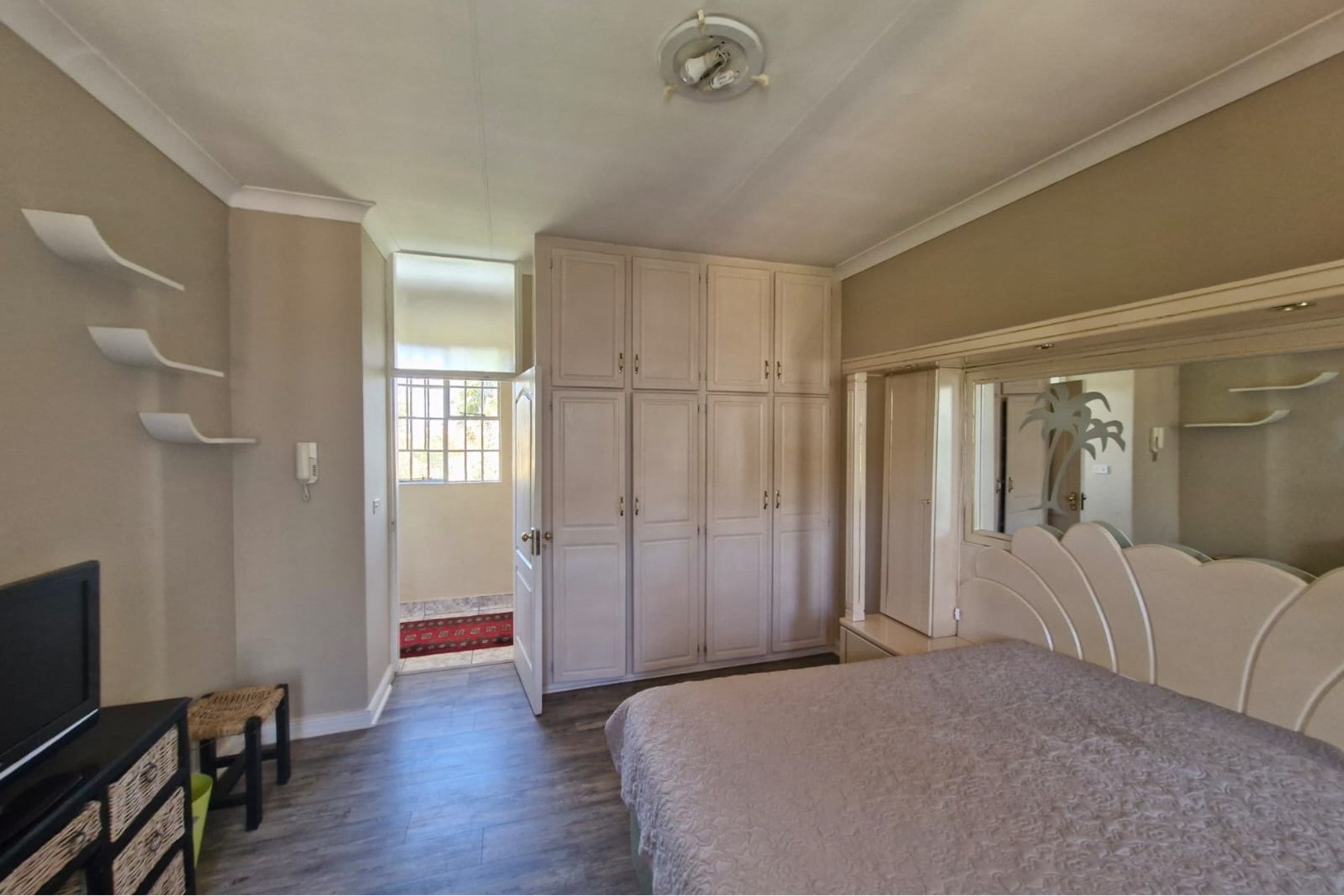 5 Bedroom Property for Sale in Wilkoppies North West